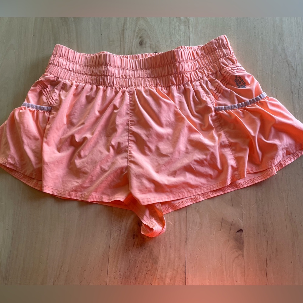 Free People Movement Peach Get Your Flirt On Shorts Peach Women’s XL